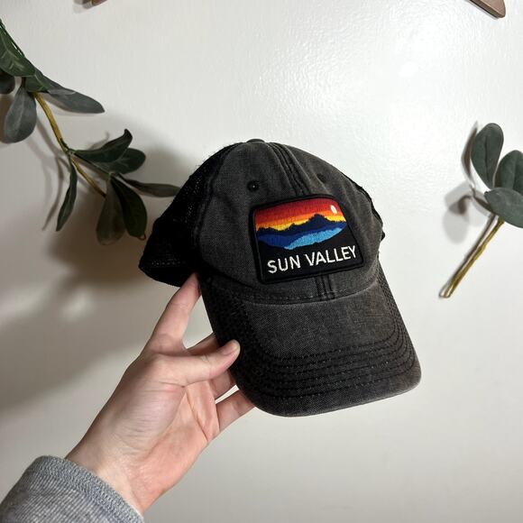 Sun Valley Baseball Hat - Picture 1 of 5